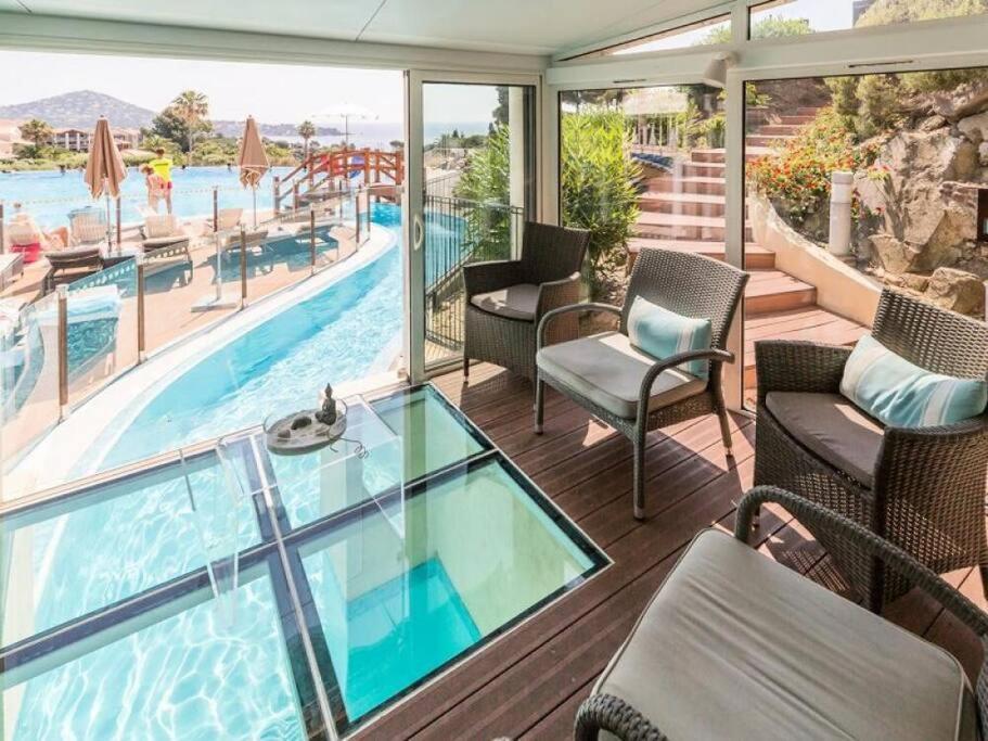 Dans Un Cadre D'Exception, Vue Mer Panoramique A Agay Cote D'Azur, Village Vacances Cap Esterel, T2 Avec Jardin, Golf, Climatisation, Wifi, 5 Piscines Saint-Raphaël 外观 照片