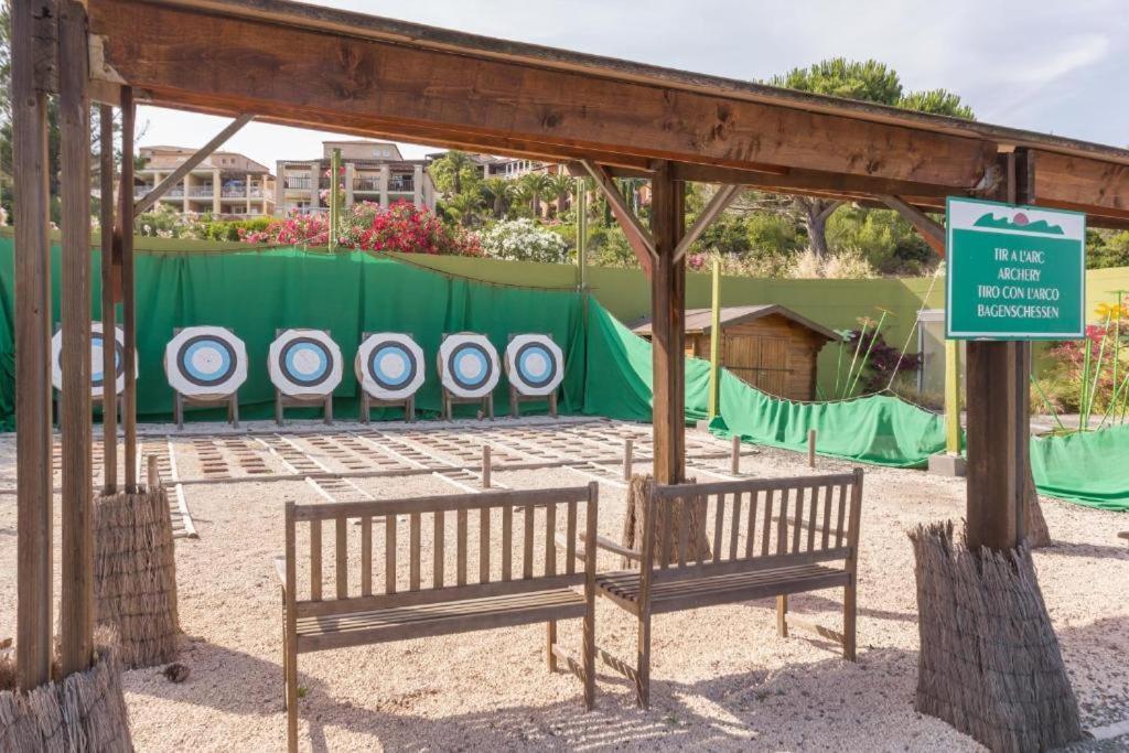 Dans Un Cadre D'Exception, Vue Mer Panoramique A Agay Cote D'Azur, Village Vacances Cap Esterel, T2 Avec Jardin, Golf, Climatisation, Wifi, 5 Piscines Saint-Raphaël 外观 照片