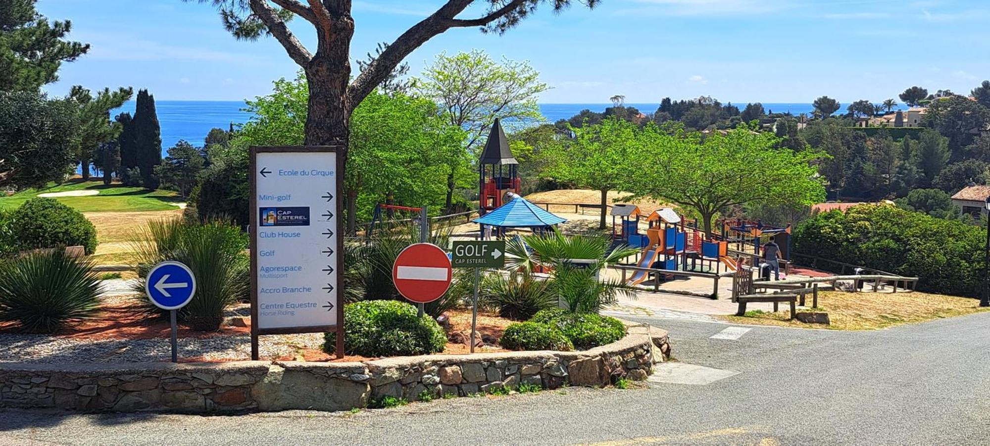 Dans Un Cadre D'Exception, Vue Mer Panoramique A Agay Cote D'Azur, Village Vacances Cap Esterel, T2 Avec Jardin, Golf, Climatisation, Wifi, 5 Piscines Saint-Raphaël 外观 照片