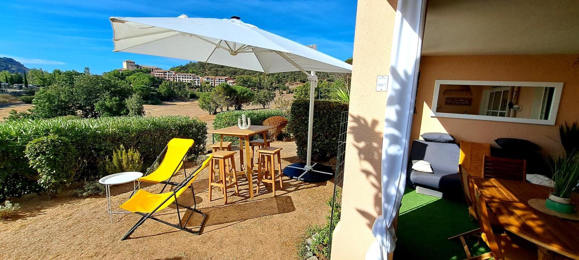 Dans Un Cadre D'Exception, Vue Mer Panoramique A Agay Cote D'Azur, Village Vacances Cap Esterel, T2 Avec Jardin, Golf, Climatisation, Wifi, 5 Piscines Saint-Raphaël 外观 照片
